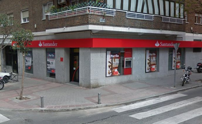 Banco Santander, cómplice de la gentrificación en los barrios 1 Merca2.es 98o0980o98 Merca2.es