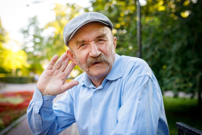 Al envejecer perdemos audición