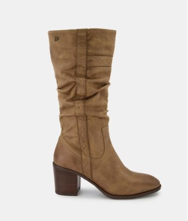 Botas y botines muy chic de El Corte Inglés por menos de 40 euros 7 Merca2.es Botas de mujer en topo tipo campera con detalle de dibujos bordados y tacón bloque