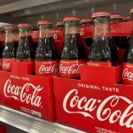 Te contamos por qué la Coca-Cola sabe diferente en función del país