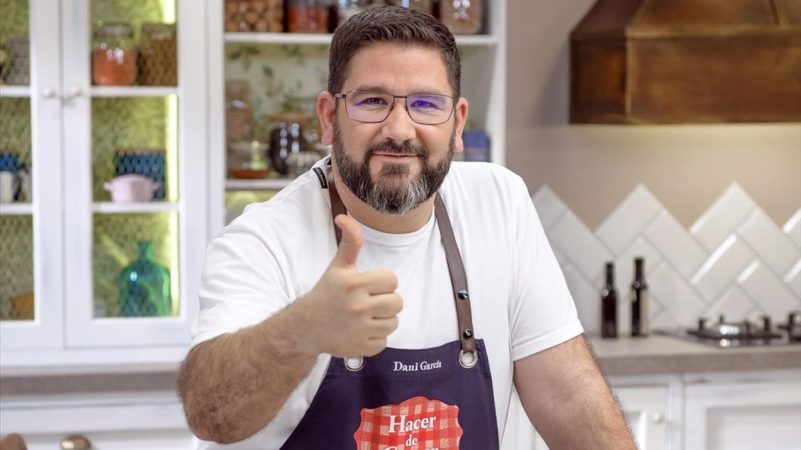 Dani García hace un rabo de toro de matrícula: se te deshace en la boca 1 Merca2.es Los secretos y trucos de Dani García