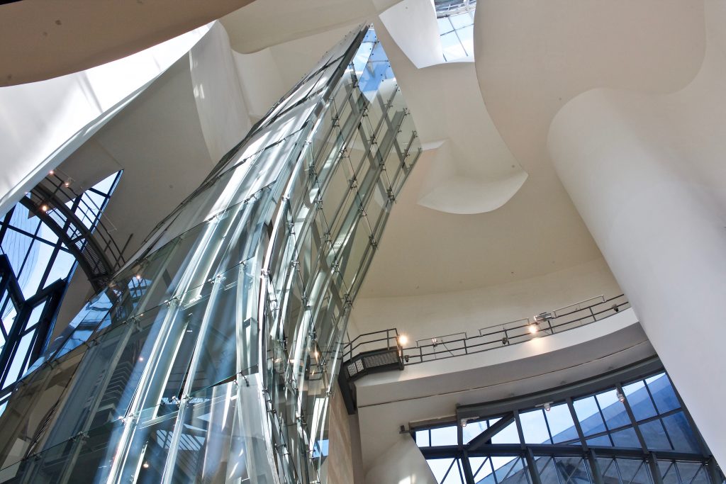 El Atrio, el centro de la visita al Museo Guggenheim de Bilbao