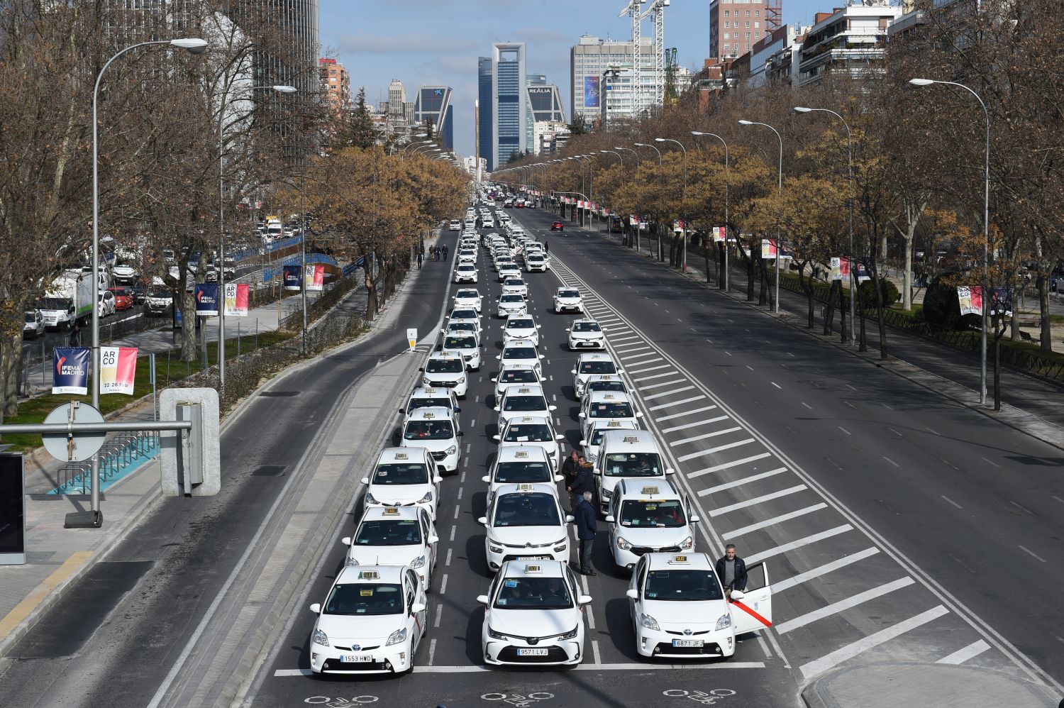 Las VTC adelantan a los taxis en la carrera de la sostenibilidad