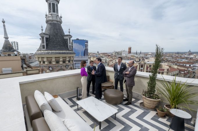 Antonio Catalán (Marriott) da lecciones al ministro Héctor Gómez sobre cómo atraer más turistas de lujo a España 2 Merca2.es EuropaPress 5093468 concejala delegada turismo almudena maillo 1i alcalde madrid jose luis Merca2.es