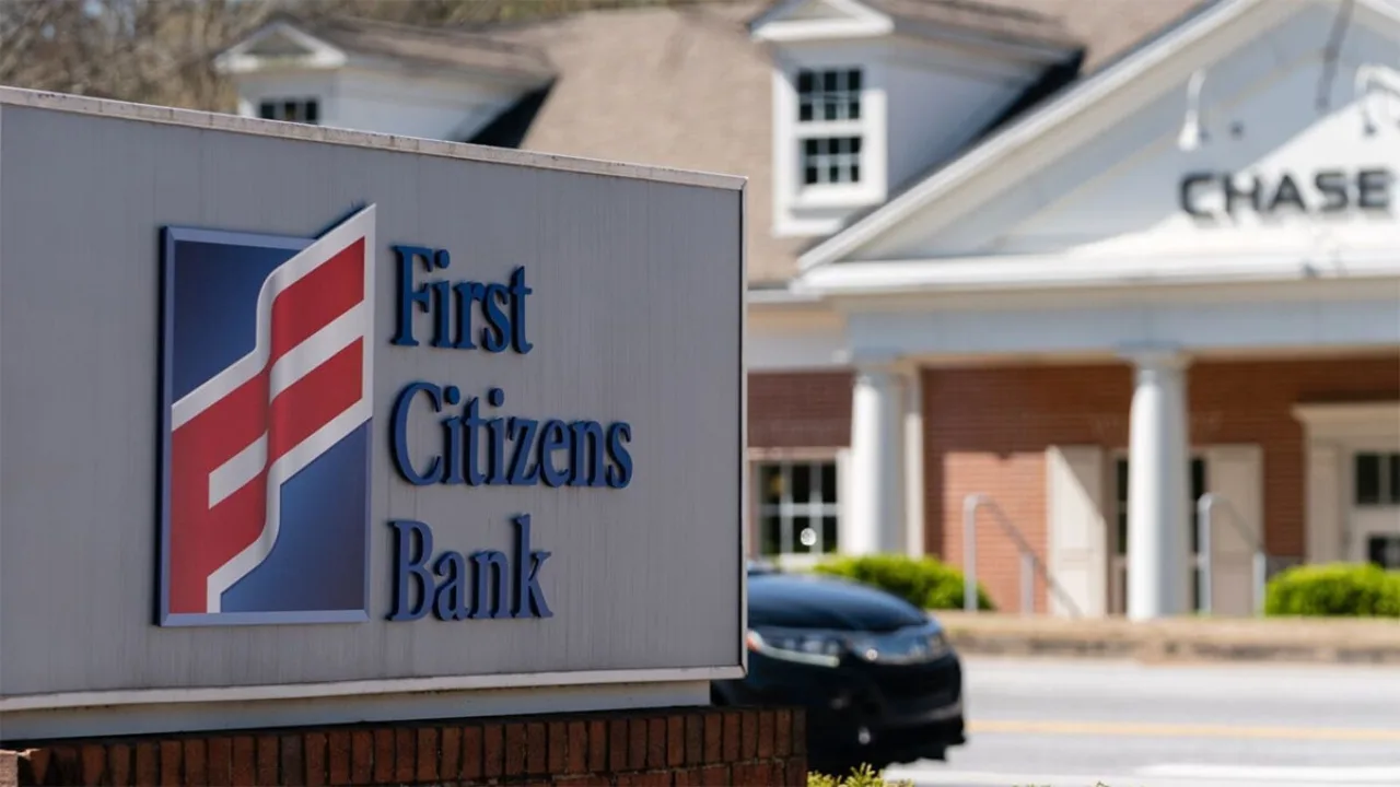 First-Citizens se dispara casi un 50% tras comprar SVB y tira de los bancos regionales