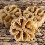 Flores fritas: así se hace el dulce más típico de Semana Santa