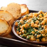 Garbanzos con espinacas: una receta sana para no engordar ni un gramo en Semana Santa