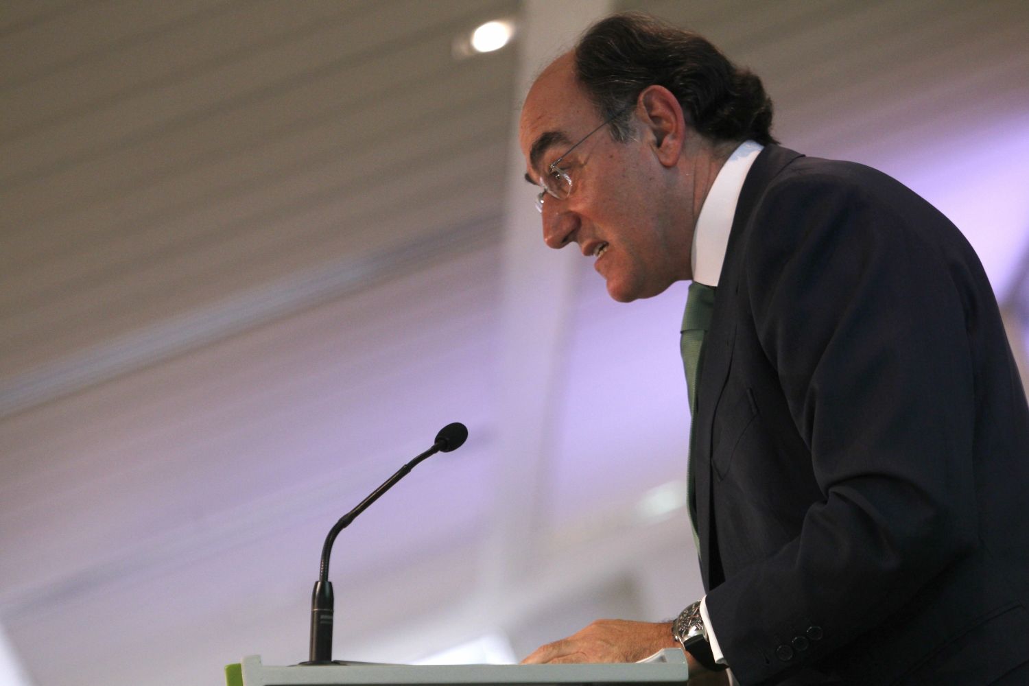 Iberdrola paga 7.500 millones de euros en 2022 por 100 impuestos a nivel global