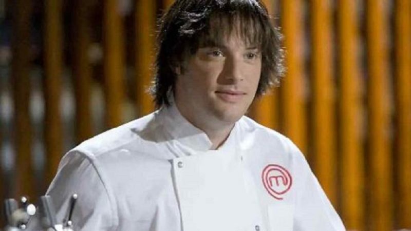 Los estilistas de Jordi Cruz en Masterchef saben cómo lucirlo