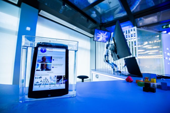 Telefónica apuesta por el nuevo talento con ‘LaCabina’, su nuevo centro de inspiración tecnológica 1 Merca2.es Telefonica La Cabina