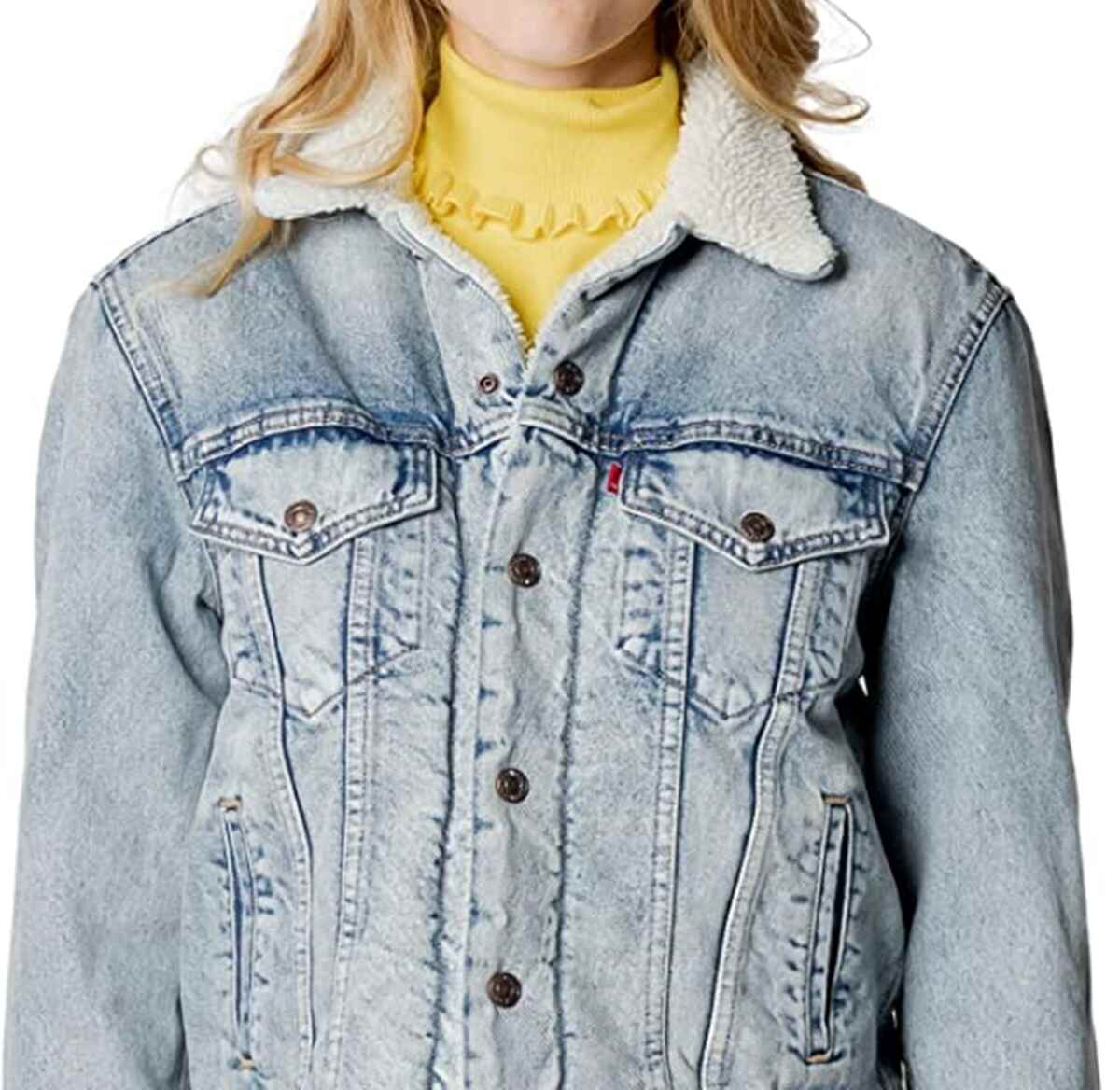 Amazon deja a mitad de precio estas chaquetas vaqueras de Levi’s con borreguito perfectas para la primavera