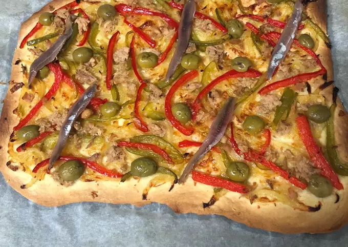 Albert Adrià y su coca de atún con pisto al mejor estilo mediterráneo