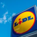 Se compra una bolsa de patatas en Lidl y se queda atónito: “¿Cómo es posible?”