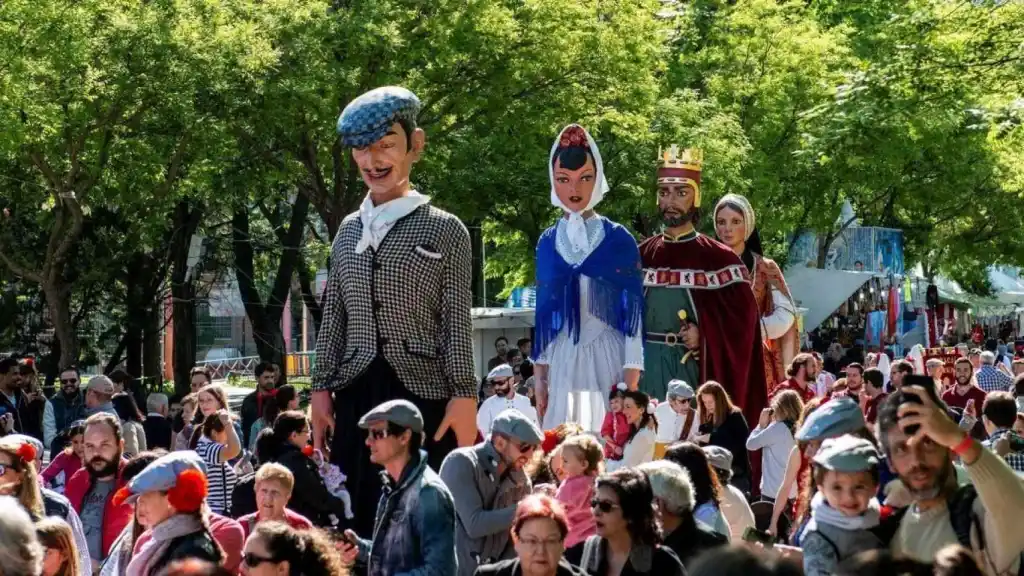 Las fiestas populares de España en primavera que debes visitar una vez en la vida