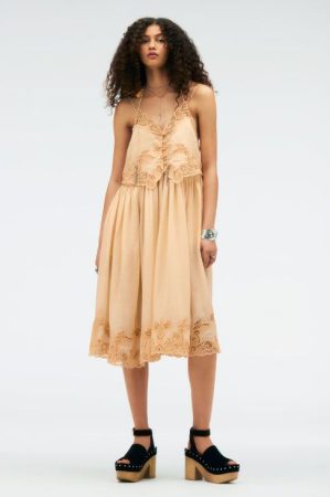 Vestido bordado