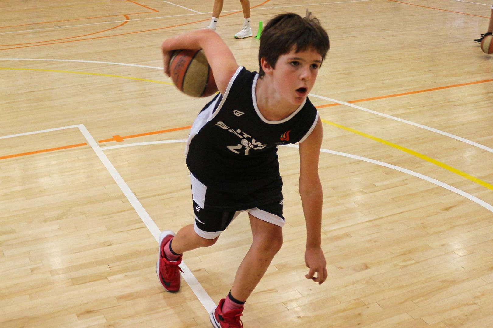 Mejorar en verano como jugador de baloncesto con ITW Sport
