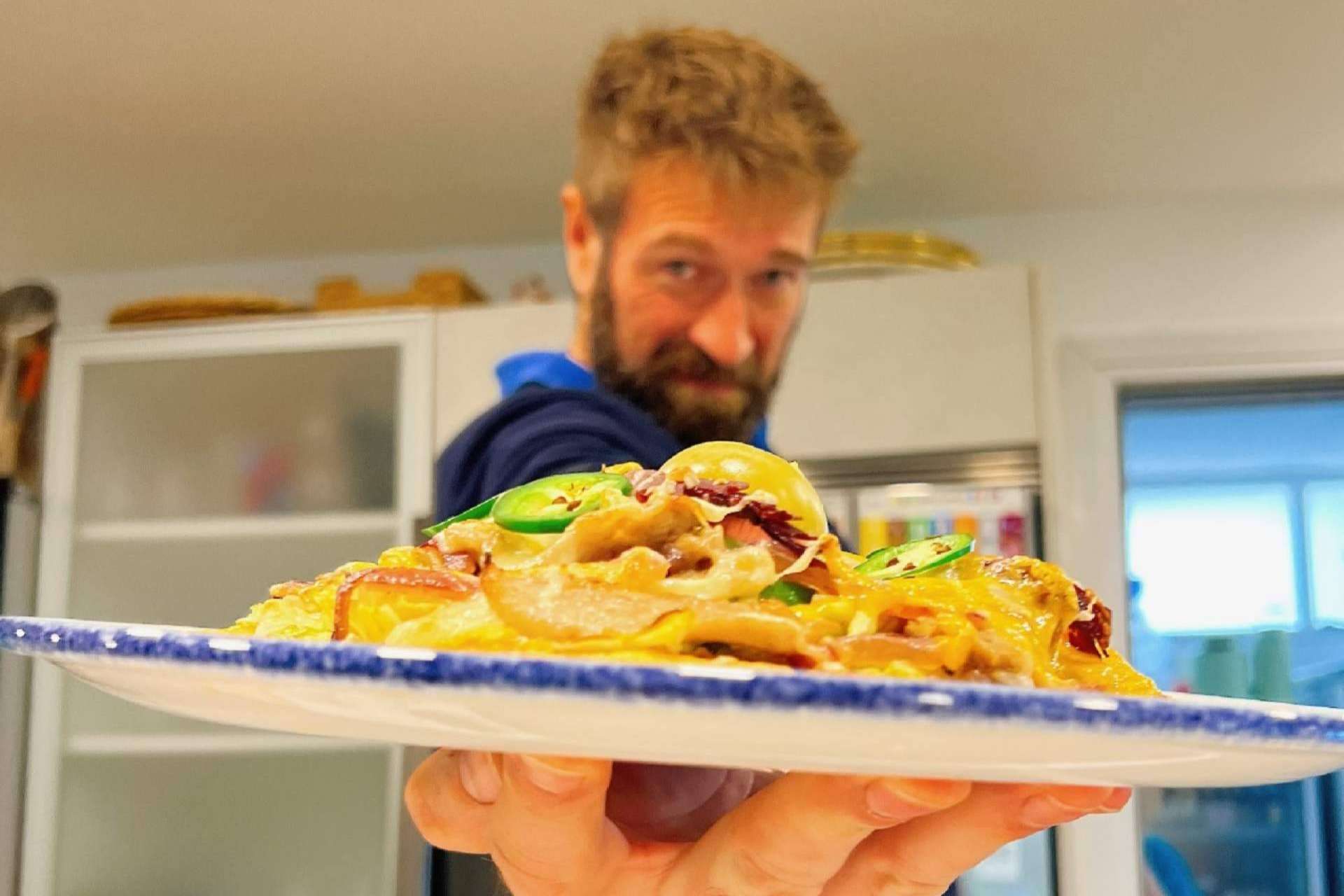 La firma TuFoodPack ofrece la posibilidad de que todos sus clientes cocinen recetas frescas en vivo y en directo con Julius