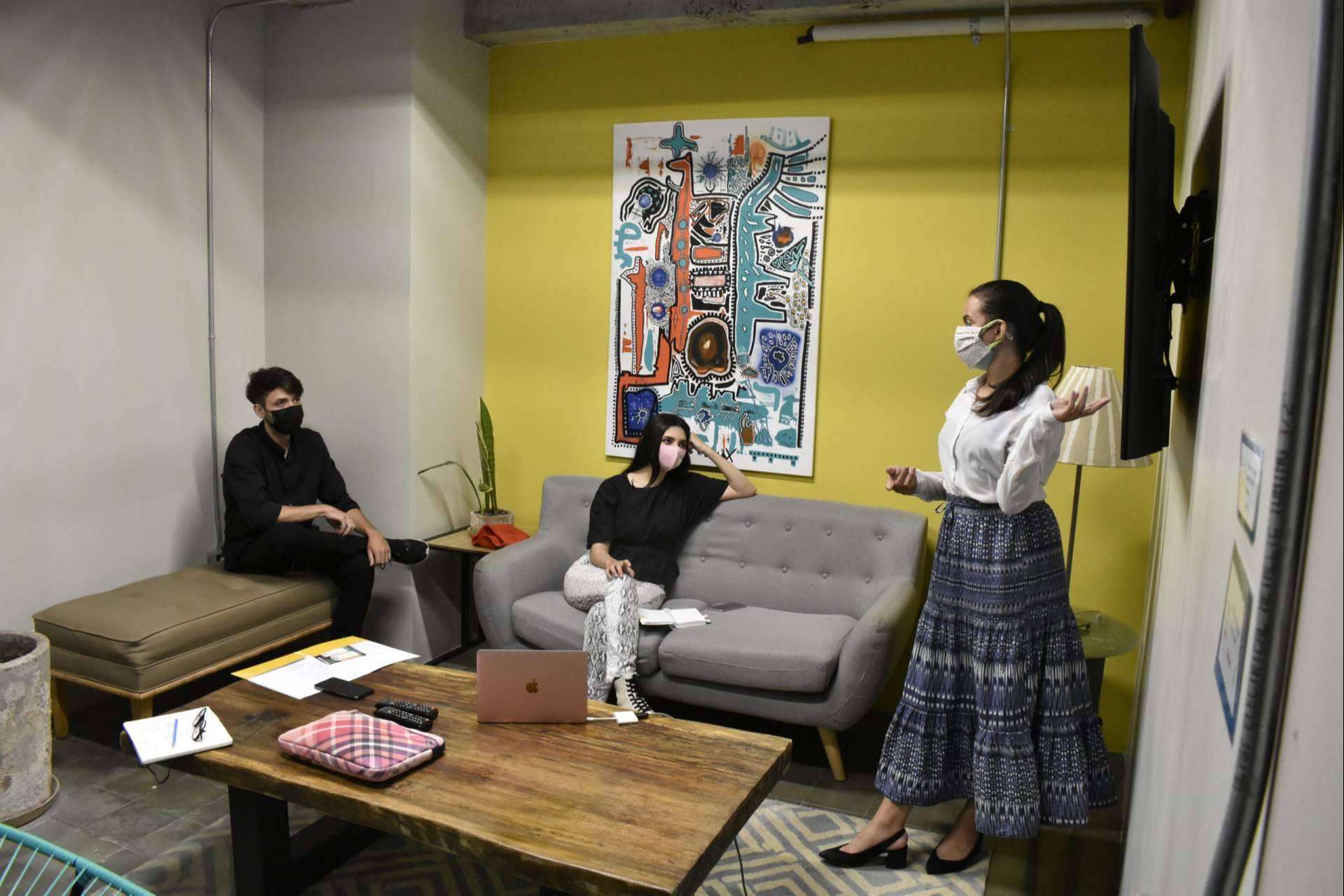 Connect Cowork ofrece sala de juntas para trabajar con clientes o un equipo