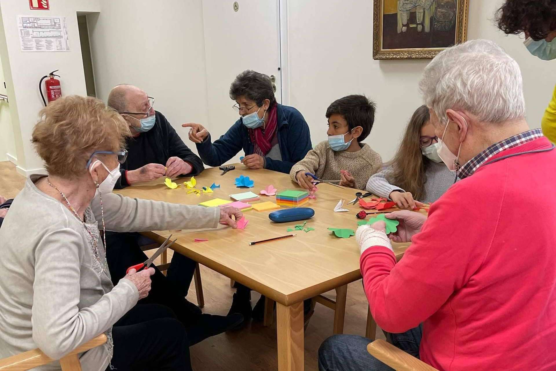 Talleres cognitivos y de memoria en el centro de día intergeneracional Dia Actiu