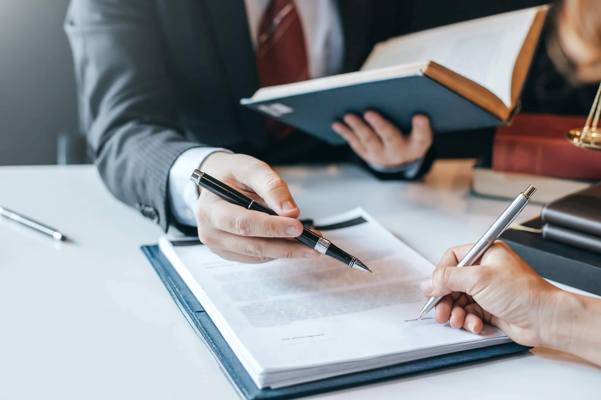 ¿En qué casos se debe presentar la declaración del Modelo 720 y por qué?
