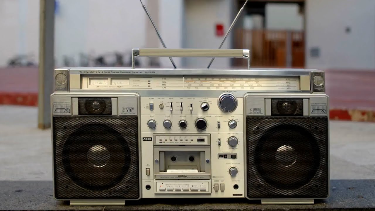 RadioGPT: la primera emisora de radio dirigida por una Inteligencia Artificial