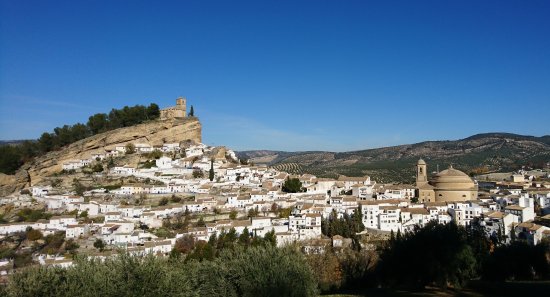 Montefrío es uno de los pueblos baratos de España