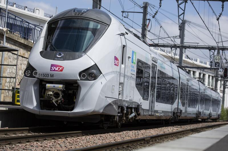 CAF crece en Francia con contratos para fabricar 18 trenes por 161 millones de euros