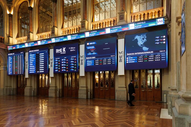Los accionistas esperan una ‘lluvia de dividendos’ de al menos 8.900 millones de euros hasta julio