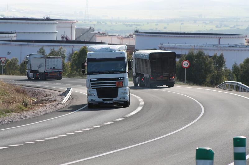 UGT y CC.OO. volverán a concentrarse el 7 de junio para pedir la jubilación anticipada de los transportistas