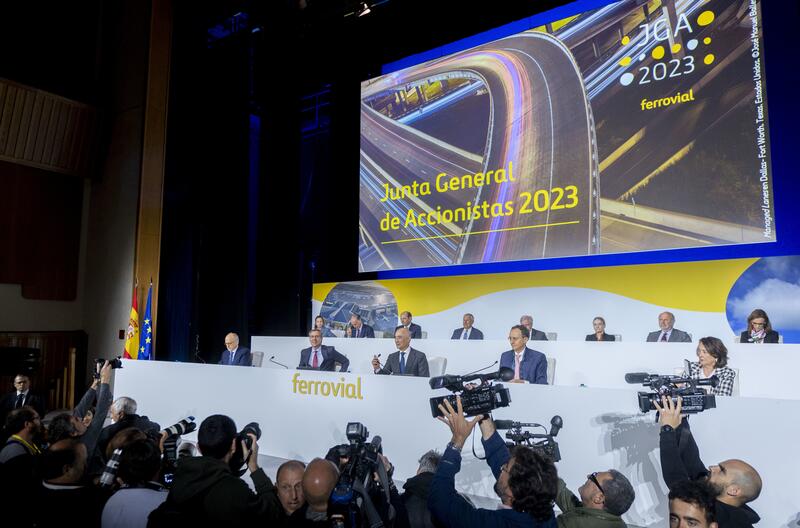 Ferrovial encarga a Banco Santander la gestión del derecho de separación ante su traslado a Países Bajos