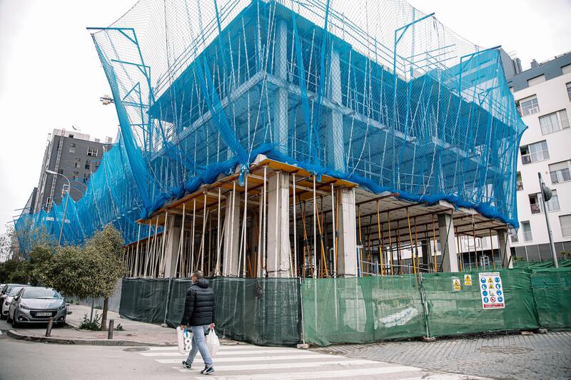Las constructoras piden al Gobierno limitar el uso de medios públicos para la ejecución de proyectos