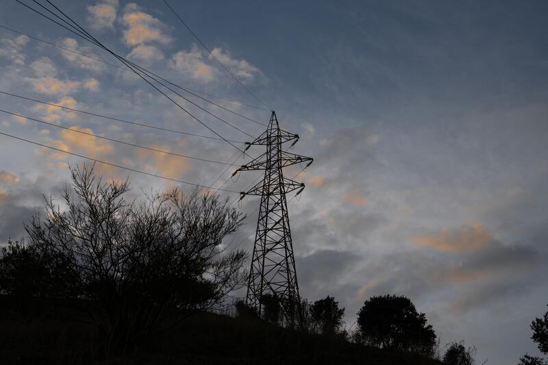 El precio de la luz sube un 84% este lunes, hasta 92 euros/MWh