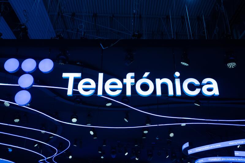 Telefónica cerrará 24 centrales de cobre este martes y dejará de aceptar altas en otras 260
