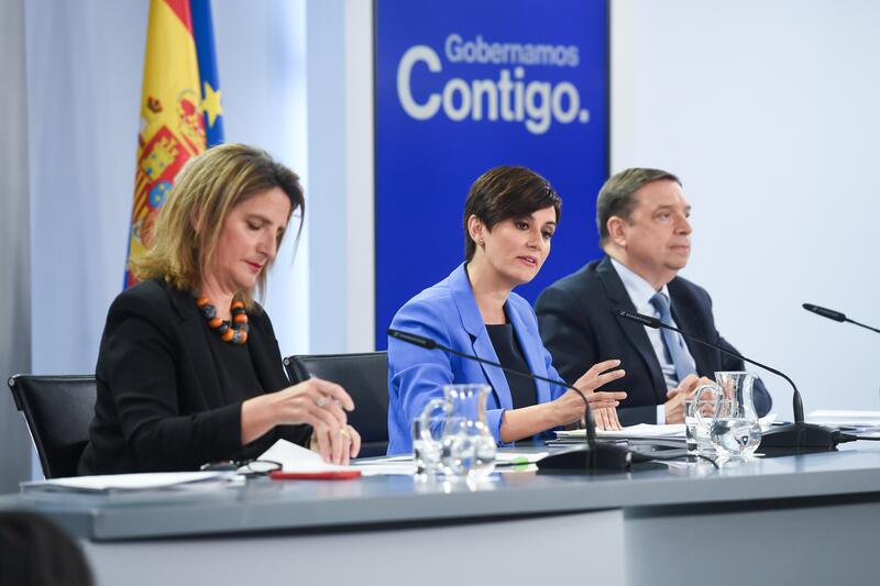 El Gobierno distribuye 30,5 millones entre las CCAA para apoyar al Posei, al sector apícola y al ganadero