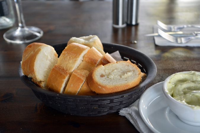 El bar te puede cobrar el pan Merca2.es