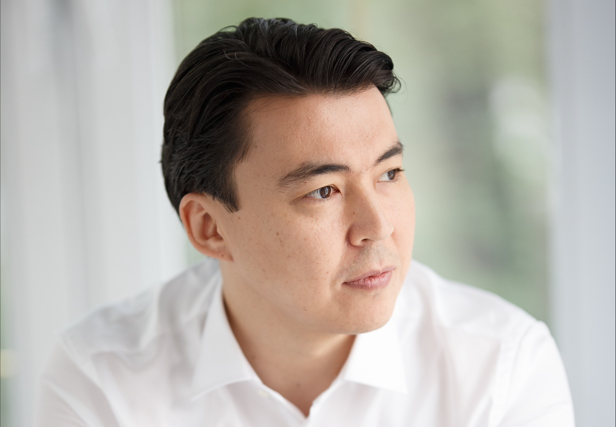 Kanat Mynzhanov (Oxus Capital): «Hemos desafiado los pronósticos en un mercado muy saturado»