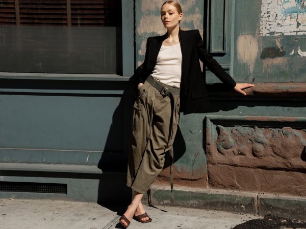 Los pantalones cargo son la prenda de la temporada