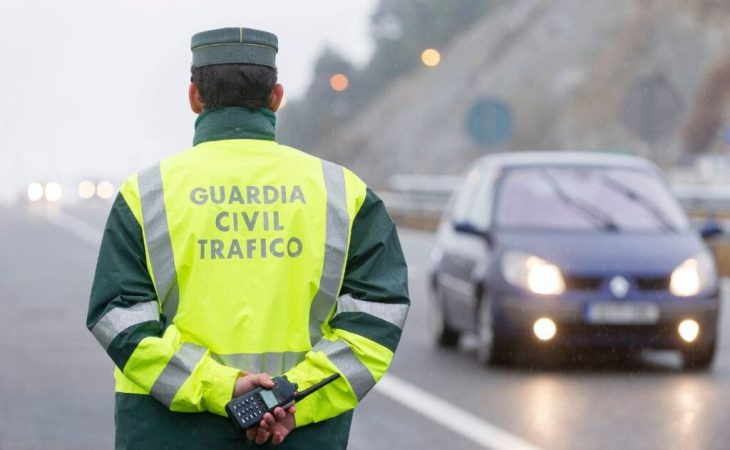 Multa de Guardia Civil de Trafico Merca2.es
