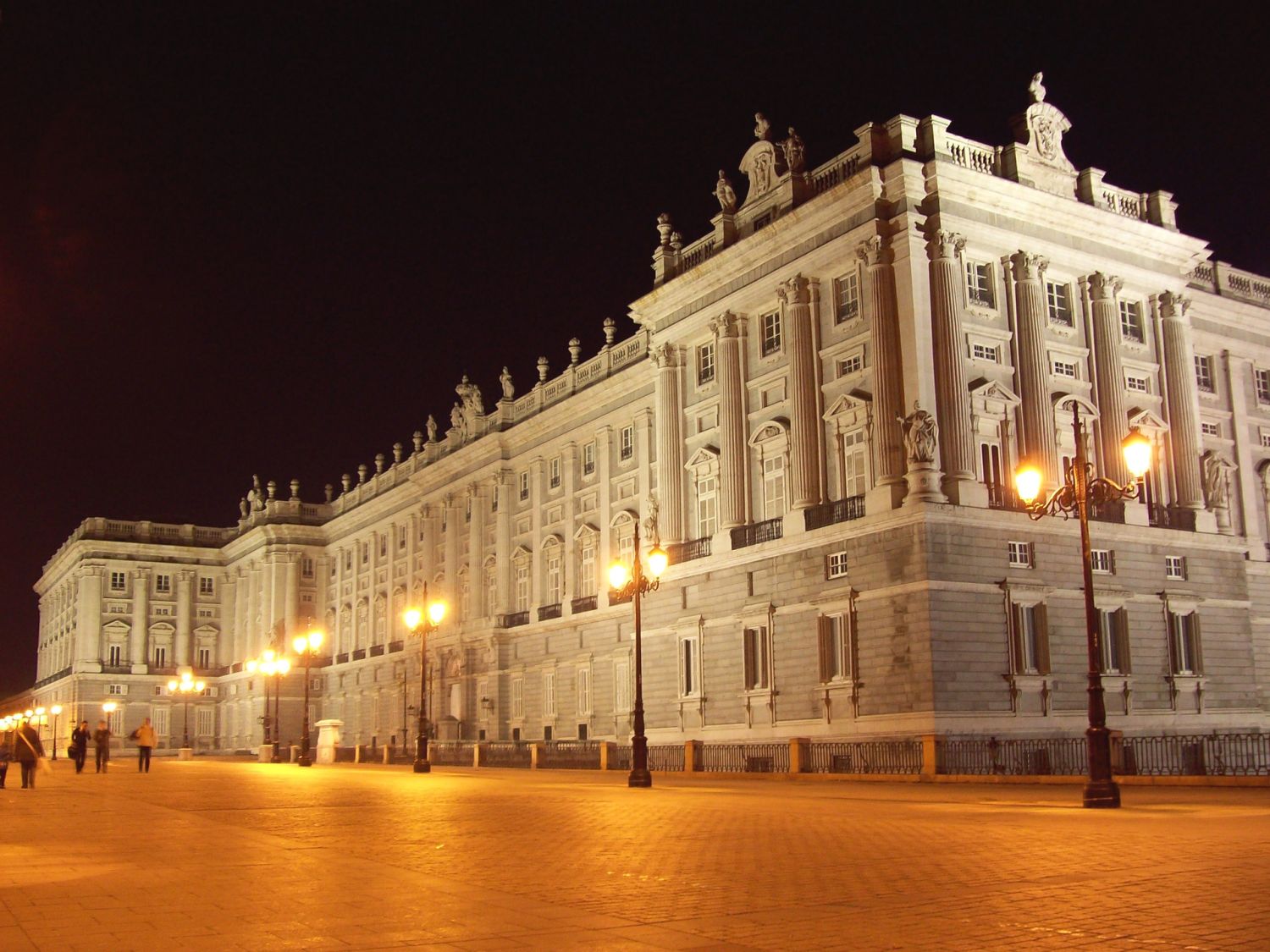 Palacio Real de Madrid: la verdad de su colección de arte y joyas