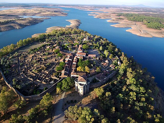 Valsurbio y otros pueblos de España abandonados que querrás visitar