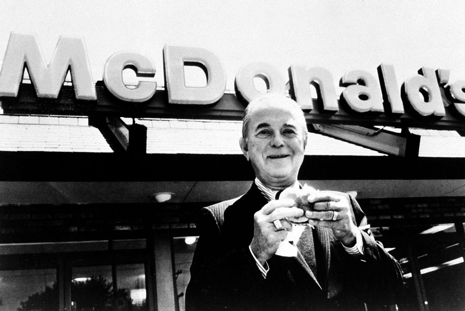 Cómo Ray Kroc cambió la industria de la comida rápida