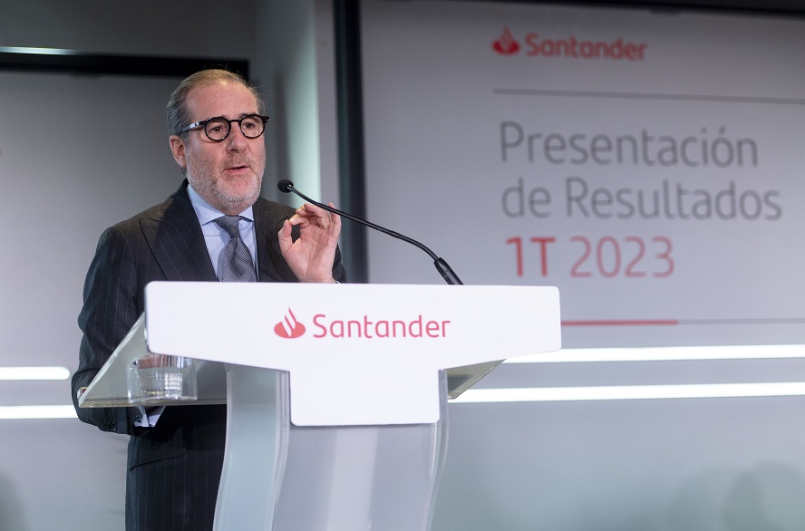 Banco Santander se impone a la suma de Caixabank, Banco Sabadell, Bankinter y Unicaja