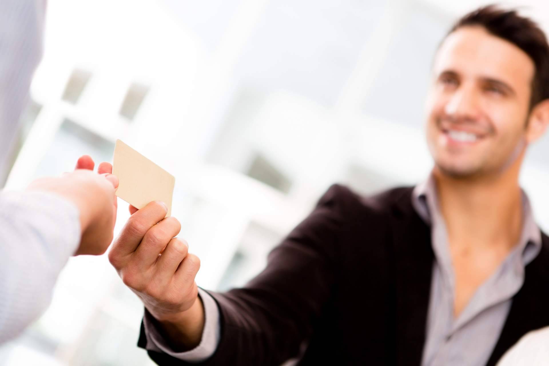 La digitalización del comercio de la mano de las tarjetas de crédito y de plazox