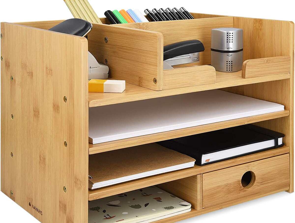 De bambú y por 39,90€: Amazon tiene el organizador de escritorio perfecto para crear una zona de trabajo en casa