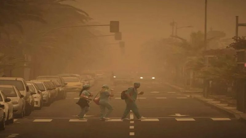 Alerta roja por la baja calidad del aire en el sur y centro de la península por el polvo sahariano y otros factores