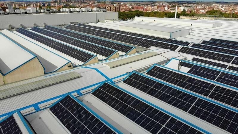 Edison Next instala más de 4.500 módulos fotovoltaicos en las fábricas de Iveco en Valladolid y Madrid