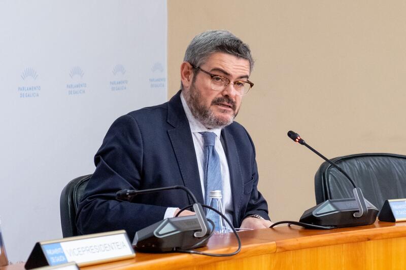 La Xunta vuelve a cargar contra el «injusto» veto «ambientalista» de la UE al arrastre