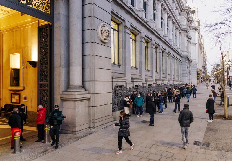 El Tesoro espera captar este jueves hasta 6.500 millones en la última subasta de mayo