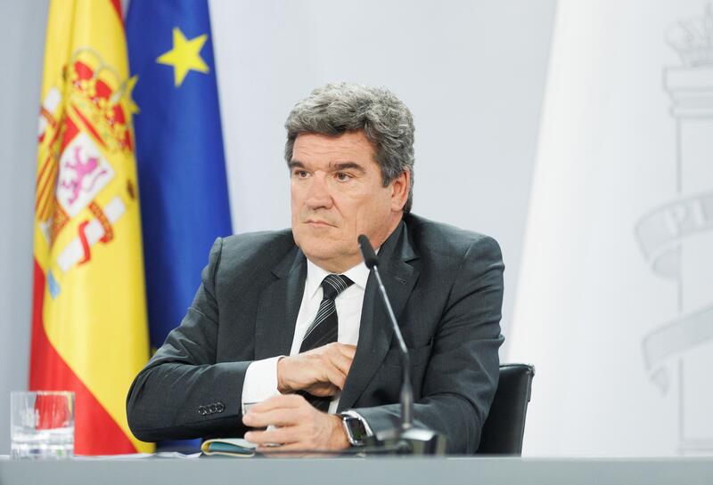 Los trabajadores que demoren su jubilación podrán elegir el incentivo mixto desde este jueves