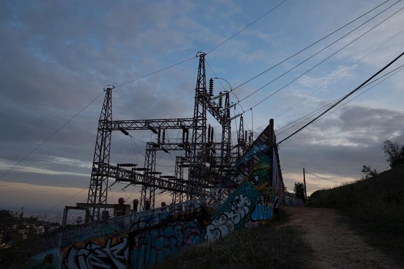 El precio de la luz cae un 5,7% este martes, hasta los 83,78 euros/MWh